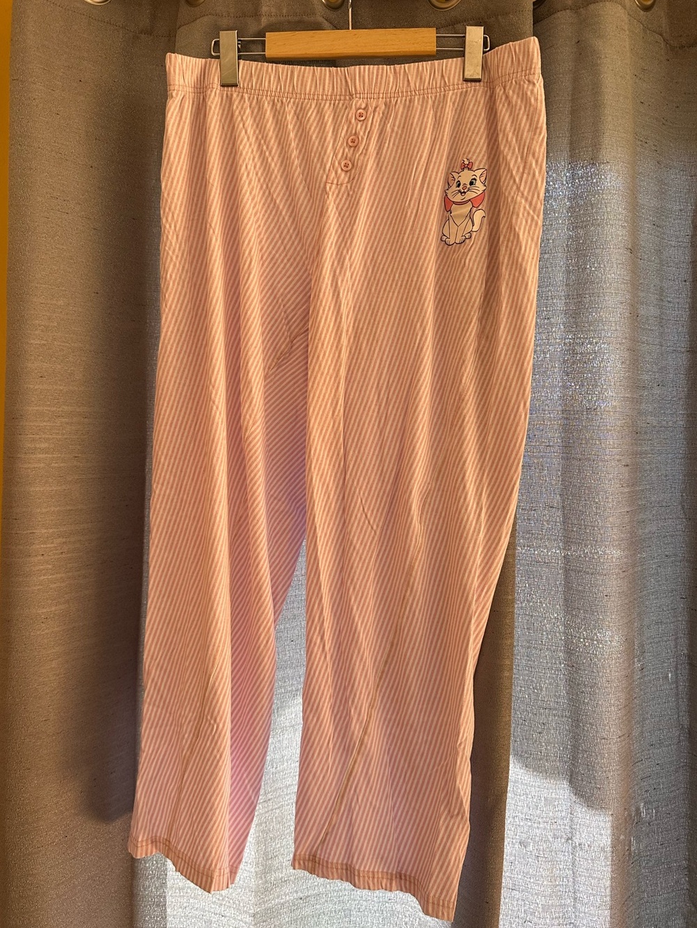 Aristocats Marie striped PJ bottoms - manufacturer’s defect, see notes